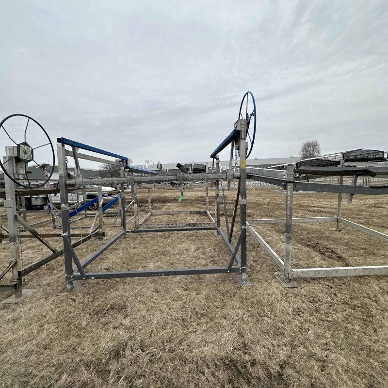15 - 3000 Lb ShoreMaster Lift