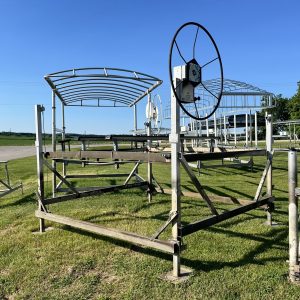 2,000 lb Aquamatic Lift (870-014)-image